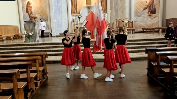 543497739_1562386018058315_2560018451580116363_n