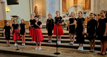 544874092_1562385511391699_4474597766816504143_n