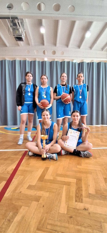 546417620_1569090310721219_8864975269285865478_n