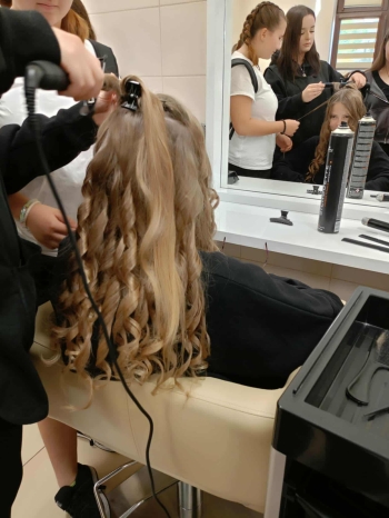 549041752_1574401660190084_3736537329171037105_n