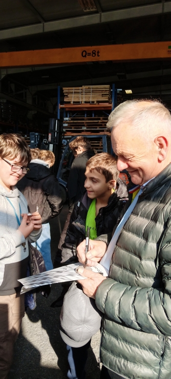 571137431_1605596790403904_5589632496663791122_n