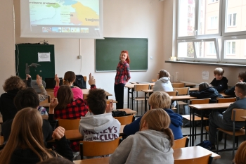 606010764_886924750516561_8977942025739809555_n