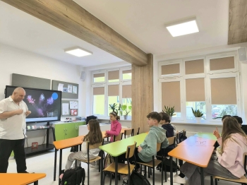 612213324_1668321467464769_82445260487716170_n