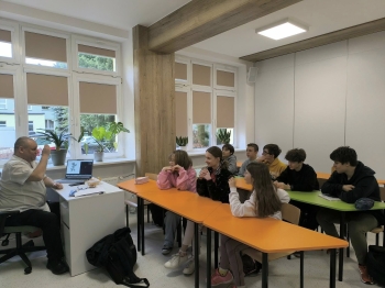 634245974_1700099627620286_3499624567110436893_n