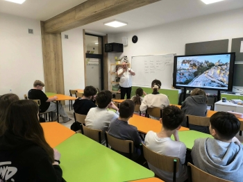 651326845_1723368621960053_2569194428191402272_n