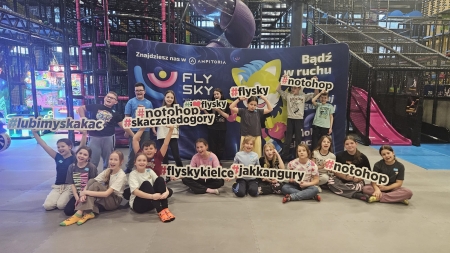 Wyjazd do Parku Trampolin z okazji Dnia Kobiet 