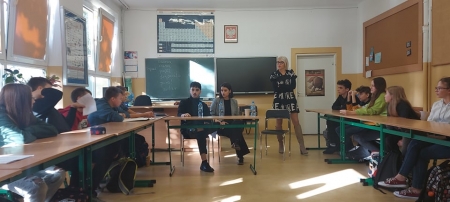 Spotkanie uczniów klasy dwujęzycznej ze studentami z Hiszpanii